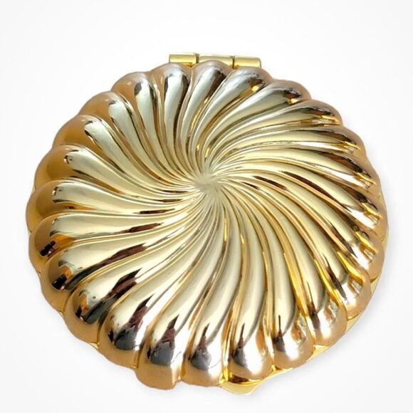 Partylite *Coastal~Chic* Candle Holder Clamshell Compact Goldtone Metal Tealight - Picture 6 of 6